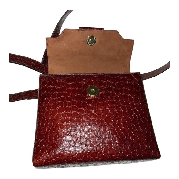 Salvatore Ferragamo "Vara" MINI Flap Crossbody Shoulder Bag - Picture 8 of 16